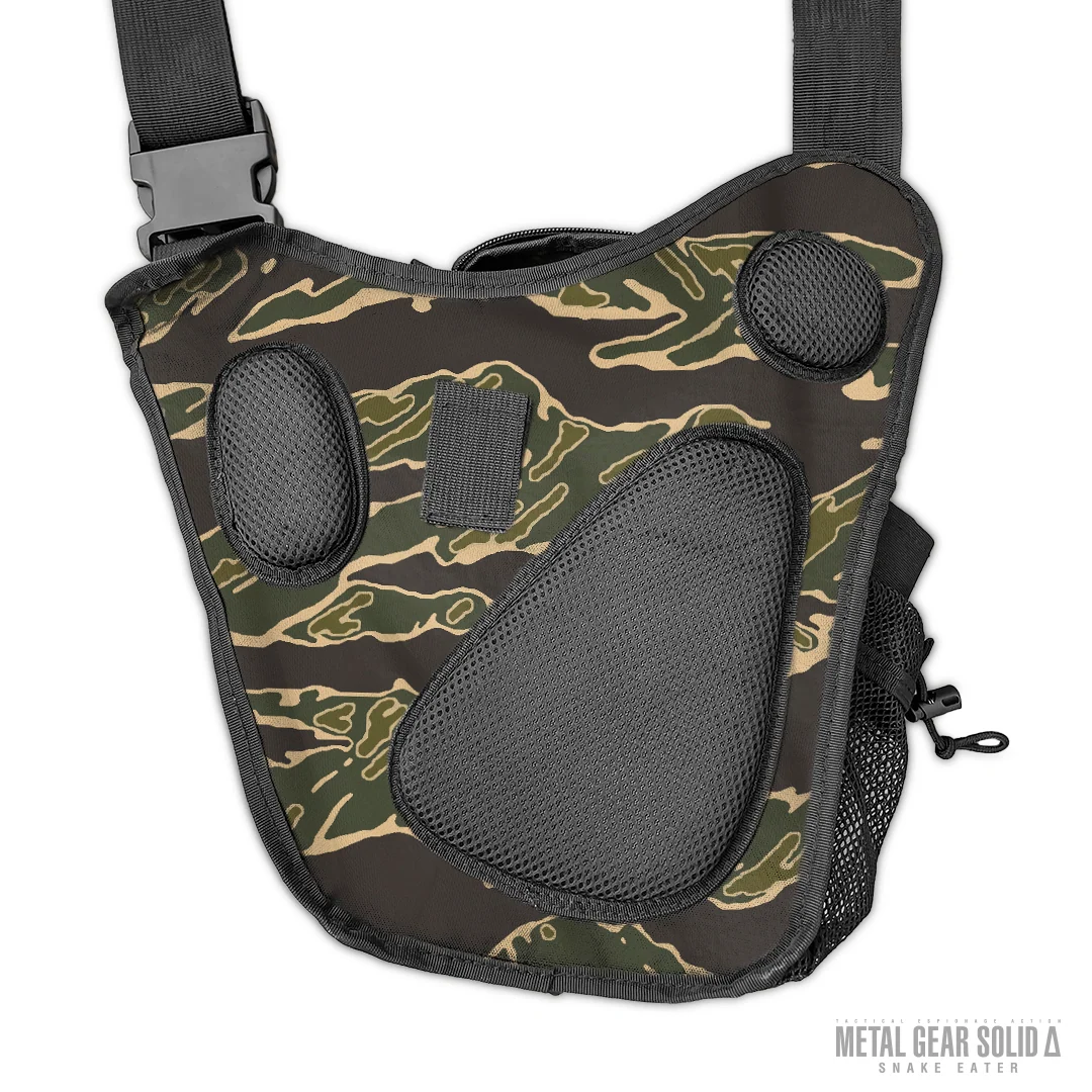 METAL GEAR SOLID Δ: SNAKE EATER Camo Tactical Shoulder Bag