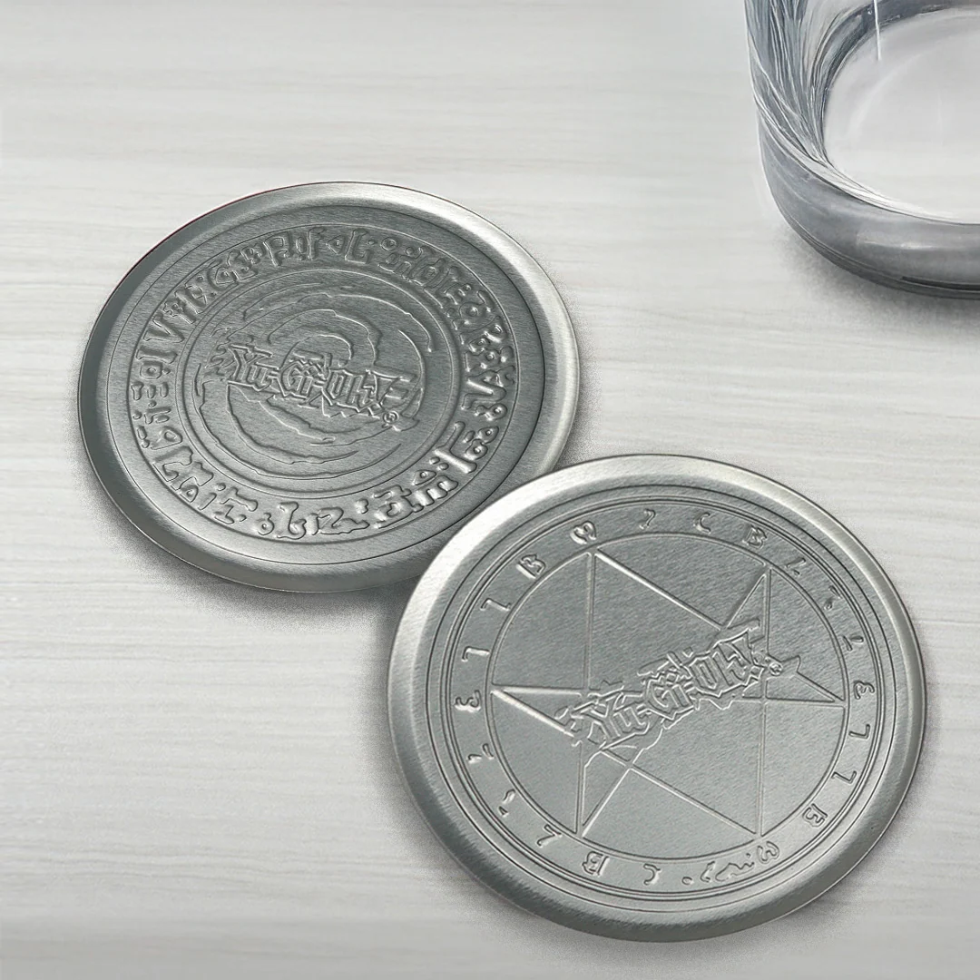 Set de 4 posavasos metálicos en relieve Yu-Gi-Oh! con base de corcho