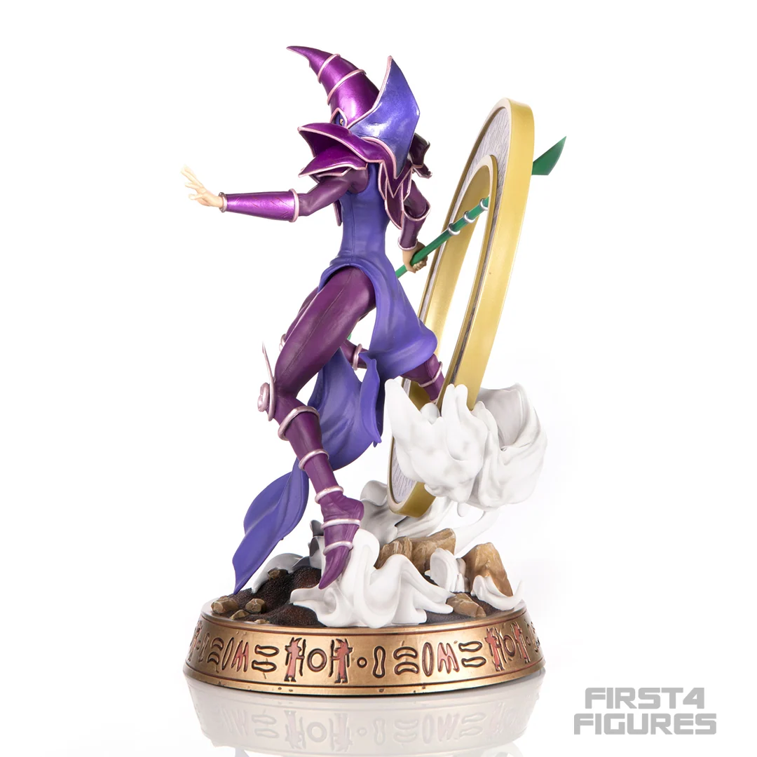 Figura de PVC de Dark Magician variante morada de Yu-Gi-Oh! Edición Estándar