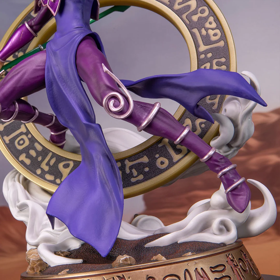Figura de PVC de Dark Magician variante morada de Yu-Gi-Oh! Edición Estándar