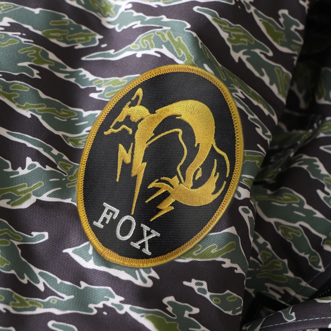 METAL GEAR SOLID Δ: SNAKE EATER Tiger Stripe Camo outdoorjas