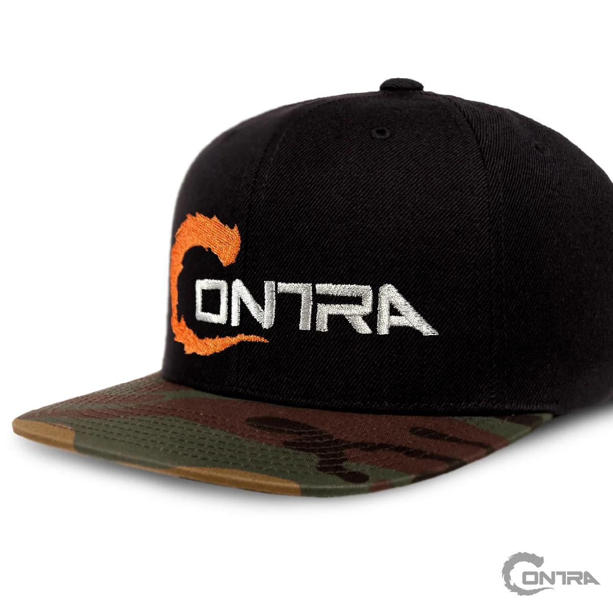 Contra camo-snapback-kasket med broderet logo