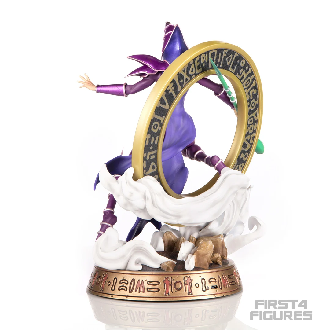 Figura de PVC de Dark Magician variante morada de Yu-Gi-Oh! Edición Estándar